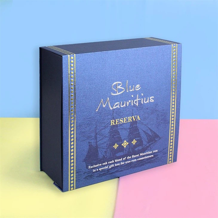 navy magnetic gift box (1)